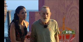 José Manuel Soto pierde el equilibrio en el juego prelíder de 'Playa Victoria': "¿Estás bien?"