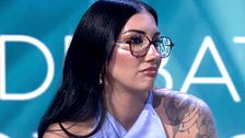 Naomi reflexiona sobre la diferencia de las chicas y los chicos al tentarse