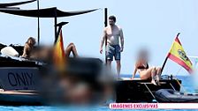 Las imágenes exclusivas de Jonathan Andic pillado en su barco tras quedar en libertad este fin de semana: "Llama especialmente la atención"