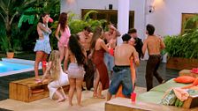 Intercambio de alarmas durante las fiestas en las villas, al completo