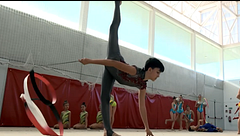 Así es Hugo, el niño de 13 años apasionado de la gimnasia rítmica