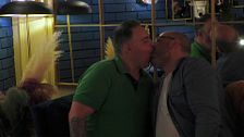 Los apasionados besos de José y Luismi con “sabor a chocolate y frambuesa”: “Qué atrevidos somos”