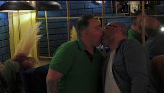 Los apasionados besos de José y Luismi con “sabor a chocolate y frambuesa”: “Qué atrevidos somos”