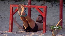 Un titánico juego de líder deja a Aratz y Gerard descalificados e Ivonne coronada con el primer collar de 'Playa Conquista'