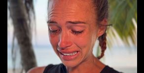 Almudena se emociona hasta las lágrimas al leer la carta a su 'yo del futuro'