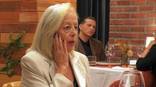 Una soltera le confiesa a su cita su experiencia cercana a la muerte: "Sentía figuras a mi alrededor"