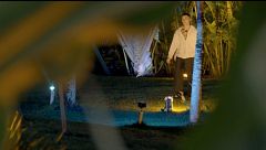 Miguel entra en ‘Villa montaña’ y despierta a Lucas para contarle que es su nuevo compañero: “Qué alegría verte”