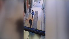 El vídeo de una caída anterior con el que Jonathan Andic intenta demostrar que la muerte de su padre fue accidental