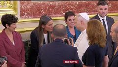 El saludo de Miriam Nogueras y Gabriel Rufián al Papa León XIV en el Congreso de los Diputados
