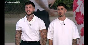 El pique de David y Juanpi por su altura motiva a Sandra Barneda a darles un importante consejo