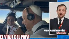 El comandante del avión que ha llevado al Papa de Madrid a Barcelona desvela todos los detalles del viaje: "Le hemos hecho una sorpresa"