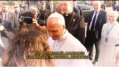 El Papa León XIV manda un mensaje a 'Todo es mentira' después de bendecir nuestras ambulancias