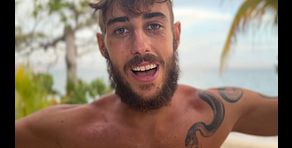 Borja rompe a llorar al leer su carta a su 'yo futuro': ''Me habéis visto desde arriba y sé que estaréis orgullosos''