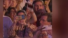 Las imágenes de Martínez -Almeida y su mujer bailando y disfrutando de la vigilia del Papa