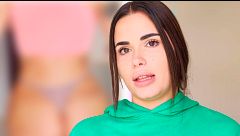 Nieves muestra el resultado de su lipotransferencia de glúteos