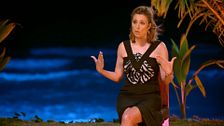 Sandra Barneda frena a Atamán y a Yuli en la hoguera