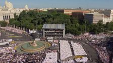 Imágenes aéreas espectaculares del centro de Madrid y la plaza de Cibeles