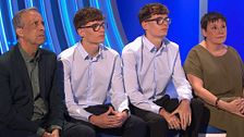 Óscar y Víctor se lo han pensado mejor y han regresado al programa: “Queremos conocer a nuestros padres biológicos”