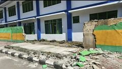 Un terremoto sacude Filipinas: momentos de pánico en un colegio, derrumbe de edificios y alerta de tsunami