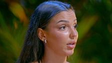 Alba explica de qué conocía a Álex Girona fuera ante la pregunta de Sandra Barneda: “¿Habéis hablado?”