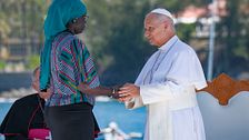 El relato de una mujer nigeriana víctima de trata ante el papa: "Me quitaron a mi bebé para obligarme a prostituirme"