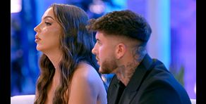 El tenso reencuentro de Alba y David con Álex Girona, al completo