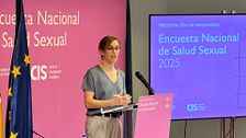 Sanidad alerta de que casi el 30% de las mujeres en España se ha visto forzada a hacer algo no deseado en una relación sexual: "Un dato muy grave"