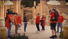 El original recibimiento del equipo de 'Lo sabe, no lo sabe' a Xuso Jones en Cartagena