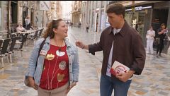 Xuso Jones reivindica la importancia del trabajo de Carmen cuidando a personas mayores