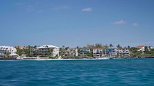 Beyoncé u Oprah Winfrey, entre los famosos que residen en la paradisiaca isla de New Providence: "Tienen residencias valoradas en torno a los 12 millones de euros o más"