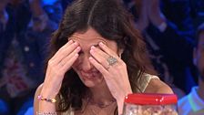 Marta se planta con la oferta de la banquera y alucina al descubrir que su caja contenía los 150.000 euros