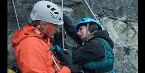 "Es el peor momento de mi vida": Illo Juan, Lola Lolita, Sofía Surferss y TheGrefg se enfrentan a la durísima subida del monte Qixing (China)