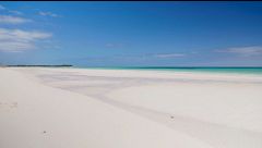 Gold Rock Beach, la espectacular playa de Bahamas que aparece en Piratas del Caribe
