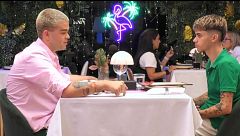 Dos ‘viejovenes’ hacen match en ‘First Dates’: "¿De dónde has salido?"