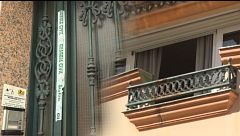 Matan a puñaladas a una madre y su hija en Mijas, Málaga, y luego incendian el piso: todas las hipótesis abiertas en la investigación