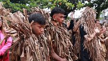 Las impactantes imágenes del festival católico Taong Putik en honor a San Juan