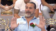 Carlos Lozano sorprende a Andy al revelar que dos solteras han pedido su teléfono: "Lo disimuláis bien"