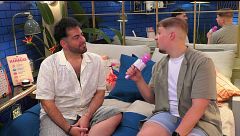 Dos solteros terminan su cita en ‘First Dates’ a lo Sonia y Selena: “Yo quiero bailar…”