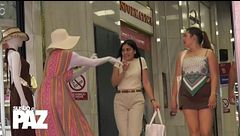 Paz Padilla se disfraza de maniquí y asusta en plena calle: "¡Cuidado, que tengo una edad!"