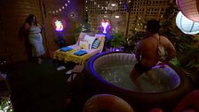 Dardo se viene arriba en el jacuzzi de ‘First Dates’: “¿A qué estás húmeda?”