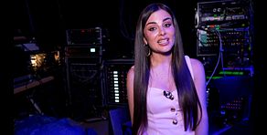 Alexia Rivas confiesa qué le dicen sus amigas a raíz de ‘Amor… ¡O lo que surja’!