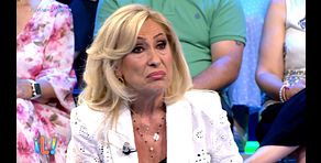 Rosa Benito reacciona al documental que Rocío Carrasco ha estrenado y confiesa si conoce a la persona que pone la voz en off