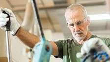 Las bajas laborales, más allá de la polémica: los trabajadores mayores de 64 años aumentan un 160% desde 2012