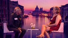 Félix y Daisy tienen una cita ambientada en Venecia que acaba con una propuesta por parte del soltero