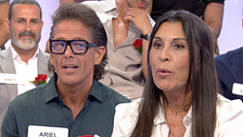 Marina rechaza concederle la exclusividad a Ariel: "Tengo que pensarlo"
