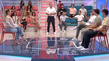 Aarón le confiesa a Ari que no quiere seguir conociéndola y más pretendientes le manifiestan sus dudas