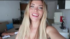 Así es la nueva casa de Claudia Chacón en Ibiza: junto al mar y en una urbanización residencial "alejada del bullicio"