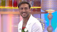 Lorenzo y Ainhara aclaran qué ha pasado en su segundo viaje a Sevilla: "Ha dormido conmigo"