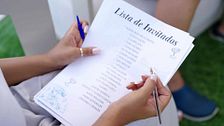 Noemí desvela la impactante lista de famosos invitados al bautizo de Antoñito