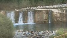 La muerte por ahogamiento de una madre de 29 años y sus dos hijos de 11 y 7 años en la presa del Roncal: un accidente en cadena, principal hipótesis